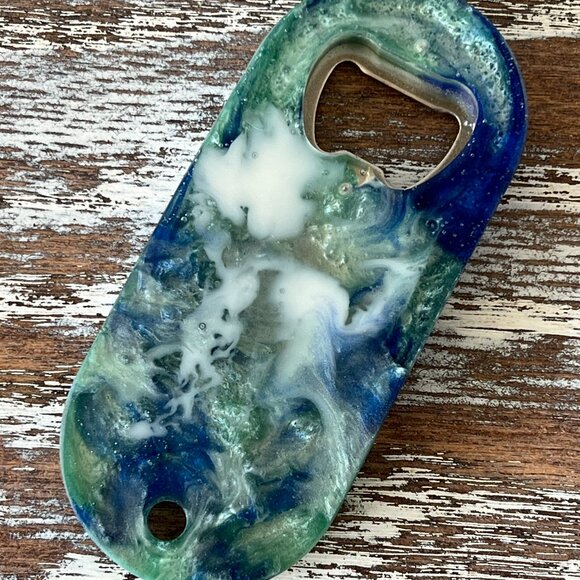 Ocean Waves Resin Bottle Opener with Fridge Magnet Bar Accessories Beer Bottle - Picture 1 of 3